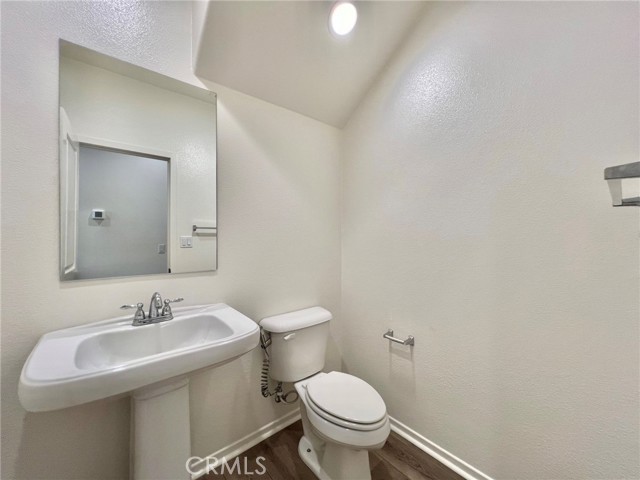 Detail Gallery Image 6 of 20 For 3275 E Midsummer Privado #4,  Ontario,  CA 91762 - 3 Beds | 2/1 Baths