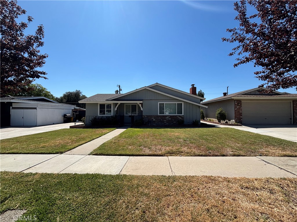 1189 E 38th Street