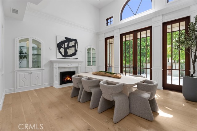 2 Gallery Place, Newport Coast CA: https://media.crmls.org/medias/4f85081f-6cfc-4c26-a089-fda3587d77e9.jpg