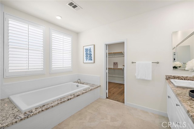 103 Aims, Irvine CA: https://media.crmls.org/medias/4f85c2fa-b13b-4cda-a421-2c725a4d022a.jpg