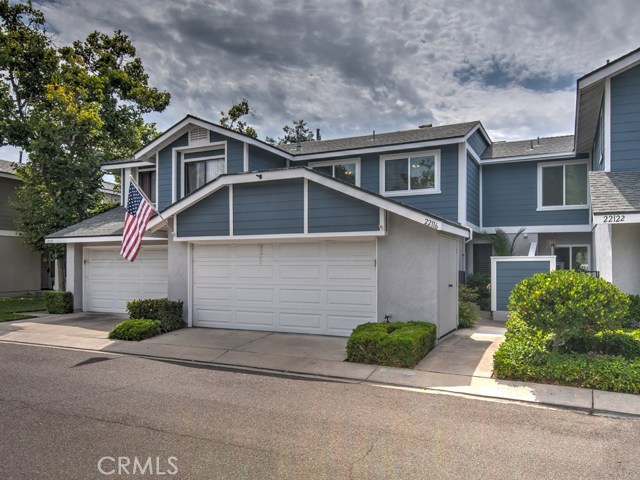 22116 Summit Hill Dr #11, Lake Forest, CA 92630