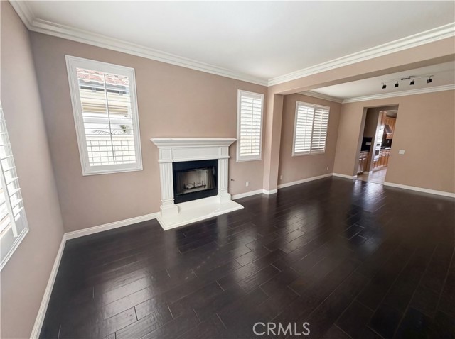 Detail Gallery Image 34 of 58 For 23 Plaza Modena, Lake Elsinore,  CA 92532 - 4 Beds | 3/1 Baths