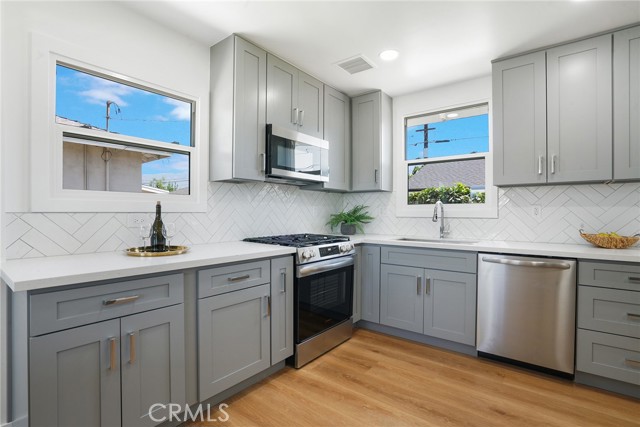 Detail Gallery Image 8 of 23 For 5626 Lenore Ave, Arcadia,  CA 91006 - 3 Beds | 2 Baths