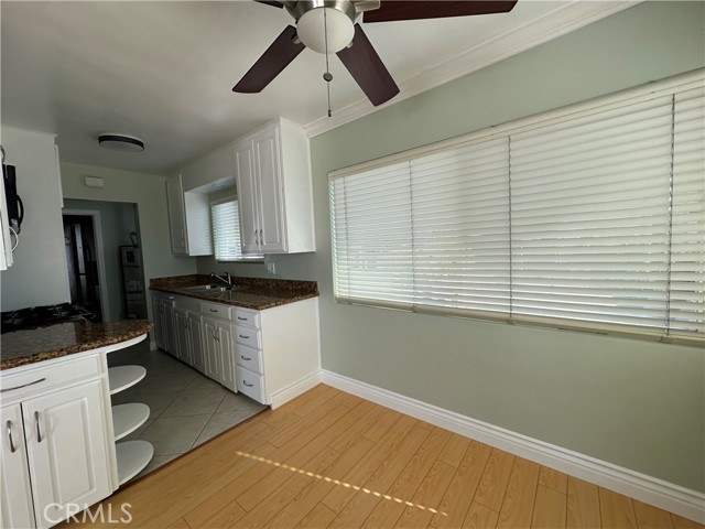 Detail Gallery Image 10 of 26 For 220 Grandview a,  Laguna Beach,  CA 92651 - 1 Beds | 1 Baths