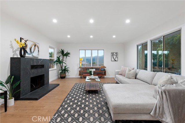 4628 Dunsmore Avenue, La Crescenta, CA, 91214 4628 Dunsmore Avenue, La Crescenta, CA, 91214