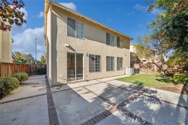 Detail Gallery Image 4 of 34 For 38722 Chimaera Cir, Fremont,  CA 94536 - 5 Beds | 3 Baths