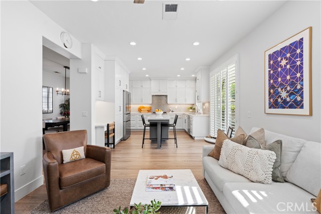 27811 Bloomfield Court, Valencia CA: https://media.crmls.org/medias/4f89a6dc-721e-46e6-b179-ddc6ab6aabb7.jpg