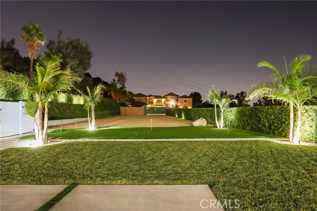 Detail Gallery Image 59 of 75 For 10511 Mary Bell Ave, Shadow Hills,  CA 91040 - 5 Beds | 5/1 Baths
