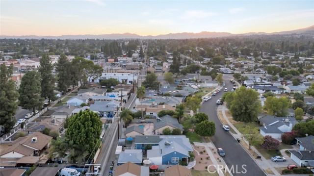 16908 Los Alimos Street, Granada Hills CA: https://media.crmls.org/medias/4f8ae3c3-8a13-4872-85eb-a03ae608333b.jpg