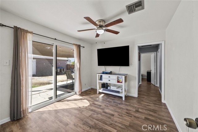 Detail Gallery Image 16 of 42 For 506 E Lingard St, Lancaster,  CA 93535 - 4 Beds | 2 Baths