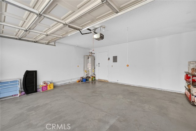 Detail Gallery Image 29 of 31 For 7046 De Celis Pl #7,  Lake Balboa,  CA 91406 - 2 Beds | 2/1 Baths