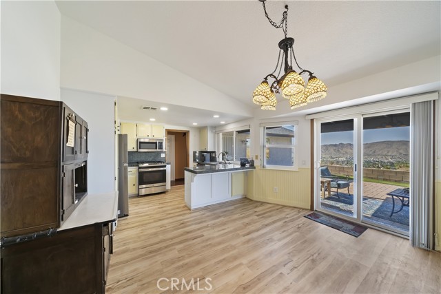 55578 Free Gold Drive, Yucca Valley CA: https://media.crmls.org/medias/4f8c1587-862d-4284-8472-73c1c46959fb.jpg