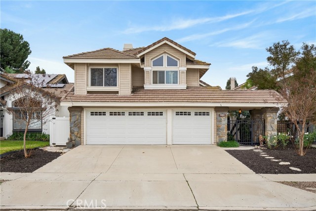 Detail Gallery Image 2 of 22 For 1380 Tanglewood, Corona,  CA 92882 - 4 Beds | 2/1 Baths