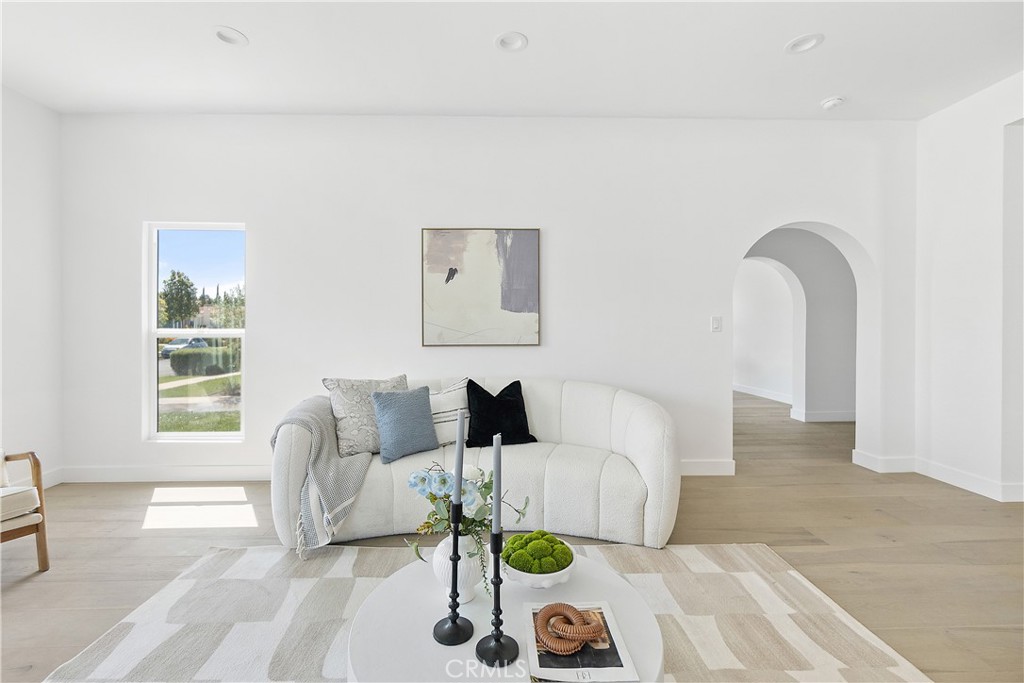 MLS #DW25176930 img 4