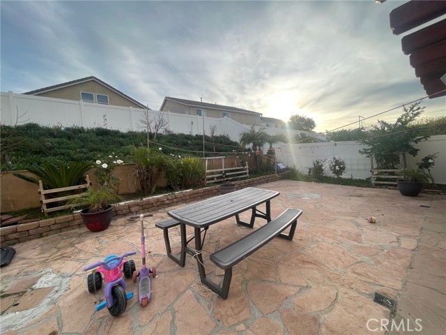 Detail Gallery Image 23 of 27 For 26871 Snow Canyon Cir, Moreno Valley,  CA 92555 - 5 Beds | 3 Baths