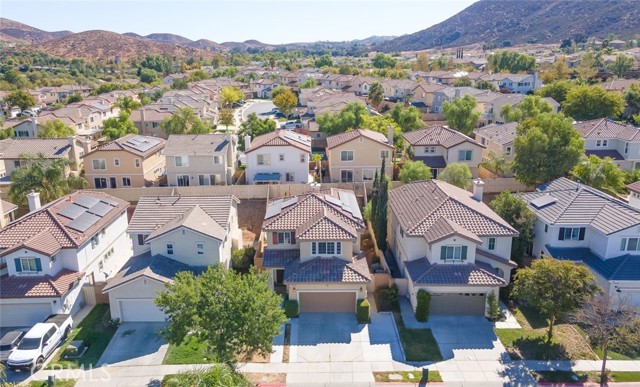 Detail Gallery Image 22 of 49 For 32582 Wildflower Dr, Lake Elsinore,  CA 92532 - 4 Beds | 2/1 Baths