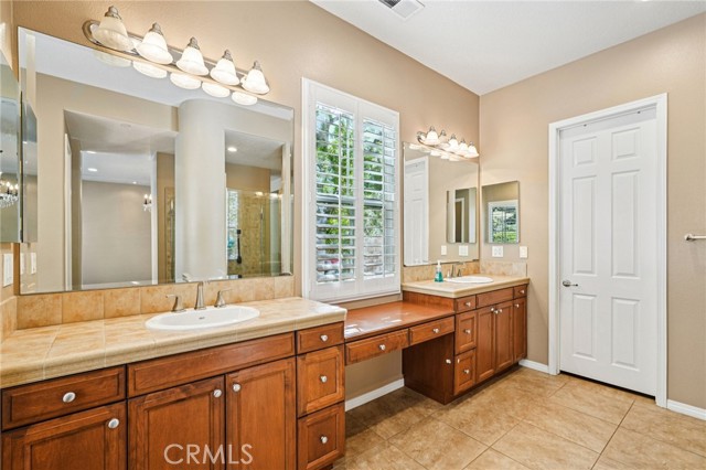 Detail Gallery Image 26 of 44 For 4442 Treasure Valley, Claremont,  CA 91711 - 4 Beds | 4 Baths