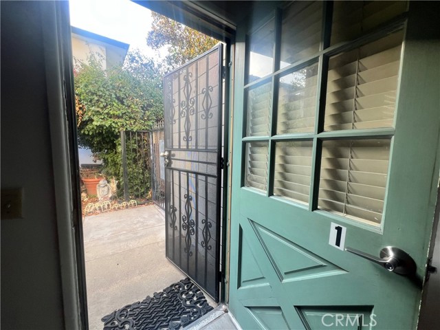 171 E Ralston Avenue, San Bernardino CA: https://media.crmls.org/medias/4f8e603c-70cb-414e-a7ba-abda39d1542a.jpg