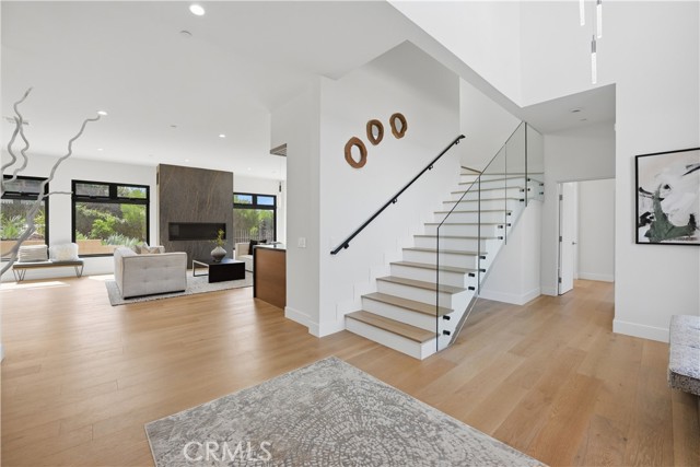 Detail Gallery Image 23 of 72 For 5108 Gordon Ln, San Diego,  CA 92109 - 4 Beds | 5/1 Baths