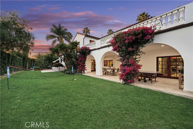 2347 E Valley Road, Montecito CA: https://media.crmls.org/medias/4f8f082f-796b-4a94-b956-7154025bf1cc.jpg