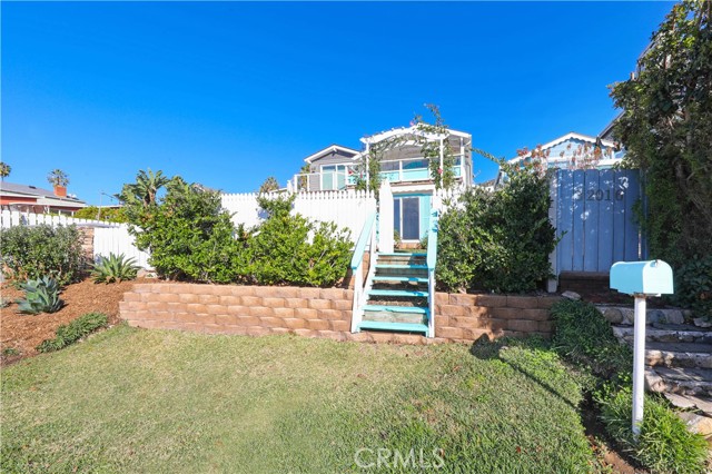 32012 Coast, Laguna Beach CA: https://media.crmls.org/medias/4f8f4aad-5d19-4bc9-952e-51a88cb785c3.jpg