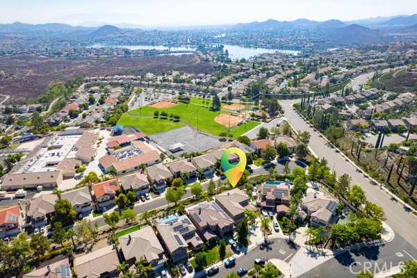 5 Ponte Brava, Lake Elsinore CA: https://media.crmls.org/medias/4f8f64f6-4854-4645-84eb-479eb07de43f.jpg