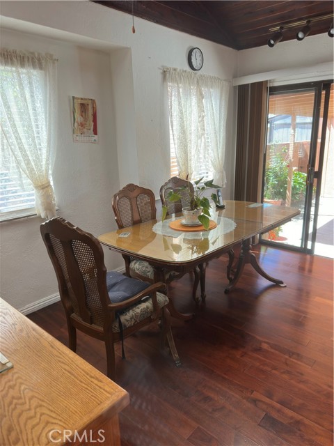 Detail Gallery Image 10 of 29 For 15423 Van Ness, Gardena,  CA 90249 - 2 Beds | 1 Baths