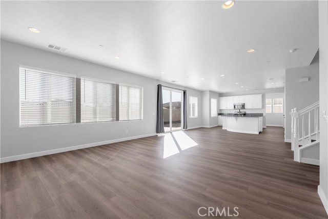 Detail Gallery Image 7 of 15 For 30183 Redding, Murrieta,  CA 92563 - 5 Beds | 3 Baths