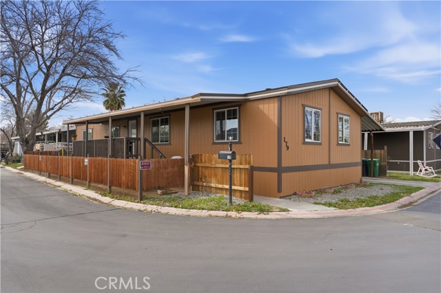 Front Image Thumbnail for CRMB26039102