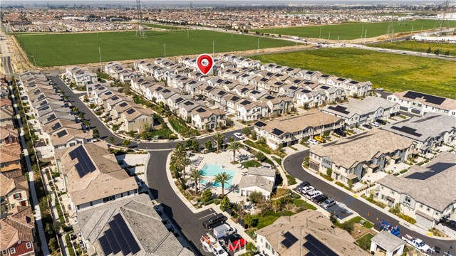 4253 S Heather Privado, Ontario CA: https://media.crmls.org/medias/4f914f47-7eb7-4b1b-bd7a-e2afba5d4525.jpg