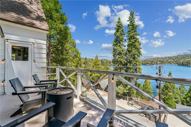 28901 Palisades, Lake Arrowhead, CA 92352