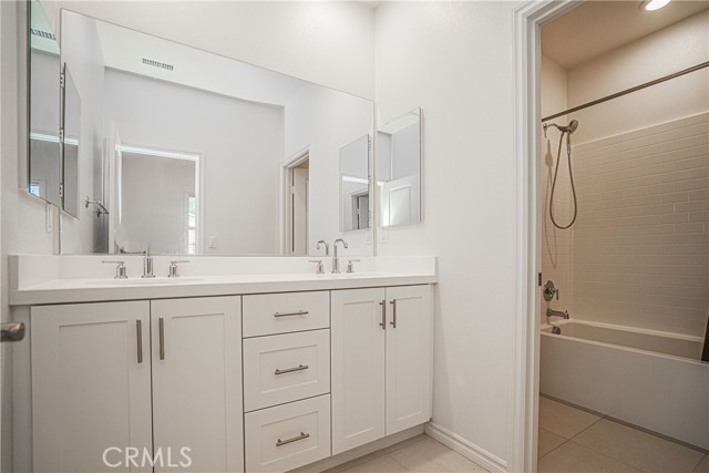 Detail Gallery Image 13 of 23 For 840 Arletta Way, Fullerton,  CA 92835 - 3 Beds | 2/1 Baths