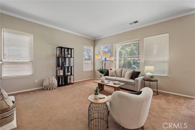 Detail Gallery Image 13 of 41 For 27402 Carino Cir, Mission Viejo,  CA 92692 - 5 Beds | 3 Baths