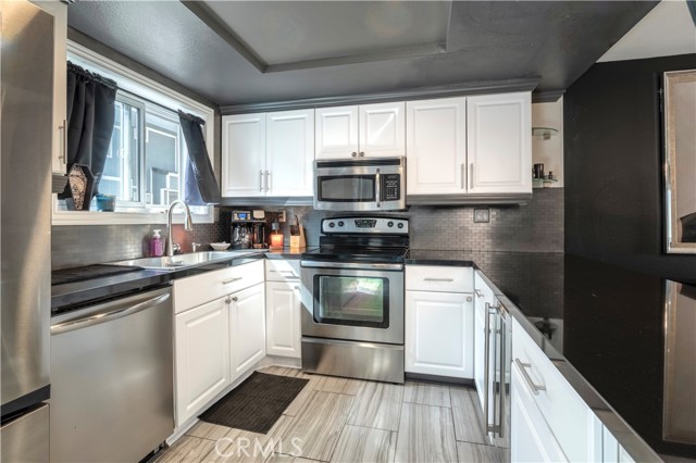 Detail Gallery Image 4 of 23 For 24847 Nueva Vista, Laguna Niguel,  CA 92677 - 2 Beds | 2/1 Baths