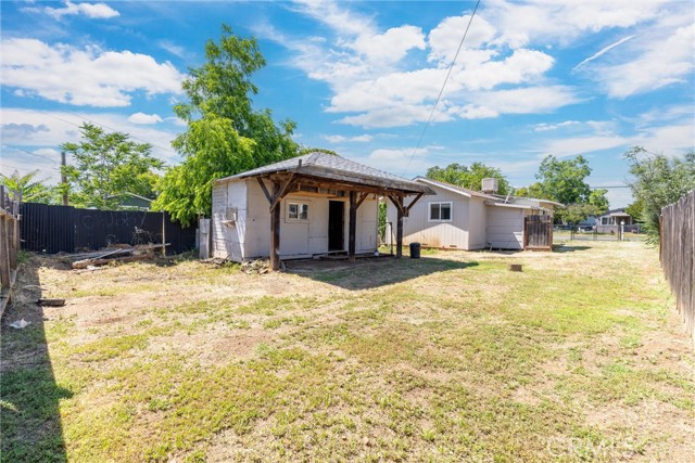 2169 Greenville Street, Oroville CA: https://media.crmls.org/medias/4f929557-83f9-47e8-8dc8-36e439a03eb1.jpg