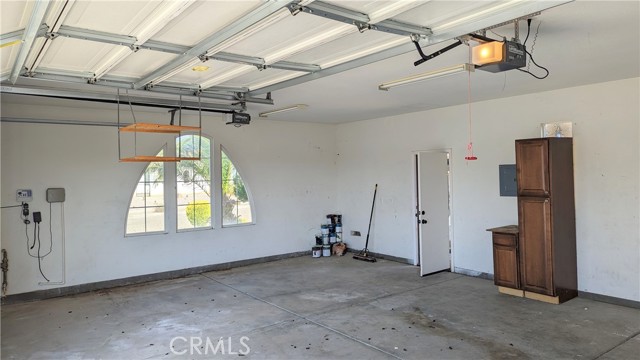 6738 Serrano Avenue, Hesperia CA: https://media.crmls.org/medias/4f931d0f-3aeb-4c81-82ab-8cb320ddb569.jpg