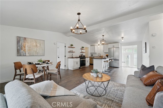 Detail Gallery Image 12 of 40 For 17222 Alameda Dr, Perris,  CA 92570 - 3 Beds | 2 Baths