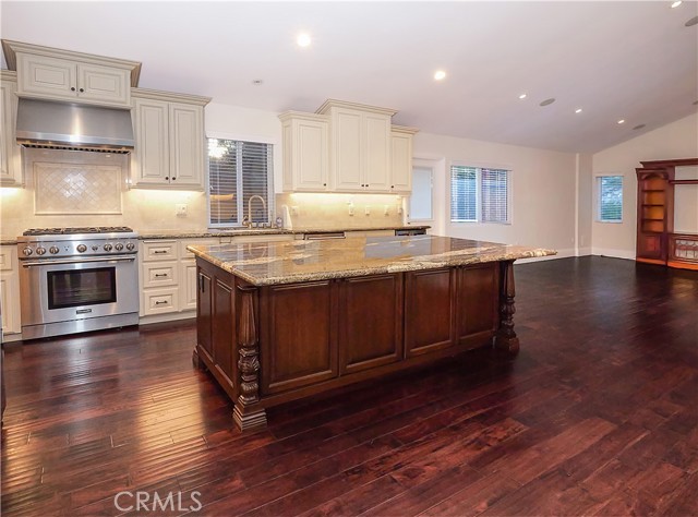 Detail Gallery Image 5 of 24 For 32 Silver Spring, Rolling Hills Estates,  CA 90274 - 4 Beds | 3 Baths