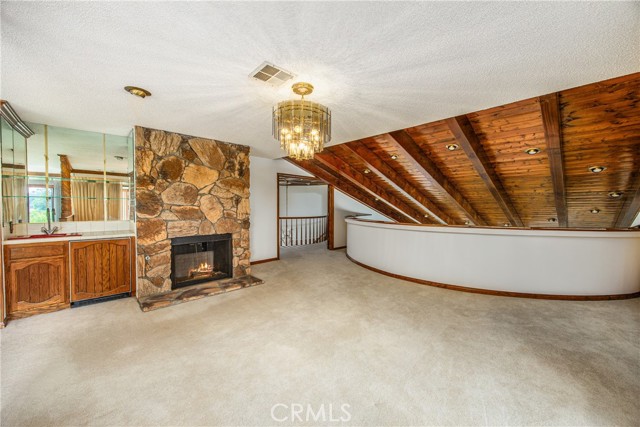 668 E Sunset N Drive, Redlands CA: https://media.crmls.org/medias/4f939c9b-b41d-4532-a0ca-9cfd3e37e64b.jpg