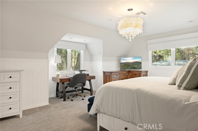 157 Brentwood Drive, Lake Arrowhead CA: https://media.crmls.org/medias/4f93aeae-739f-48dd-9407-dcd63a3939c9.jpg