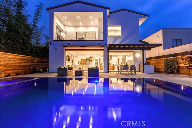 12732 Hortense Street, Studio City CA: https://media.crmls.org/medias/4f93fa13-bc59-476b-a8ac-3955a309aabf.jpg