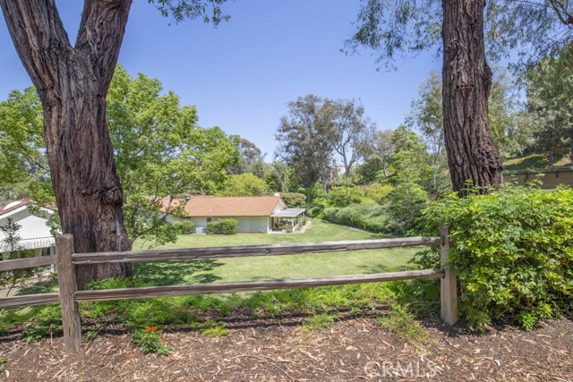 5006 Duverney, Laguna Woods CA: https://media.crmls.org/medias/4f95ec35-3ee3-47ef-b63a-f842ab443f9b.jpg
