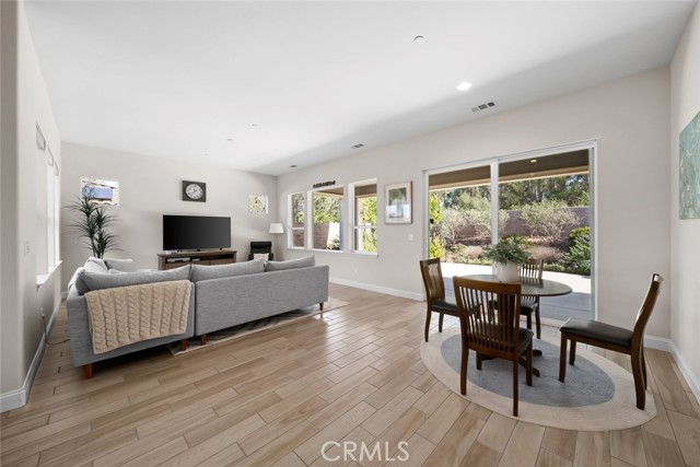 Detail Gallery Image 4 of 55 For 1066 Trail View Pl, Nipomo,  CA 93444 - 3 Beds | 3 Baths