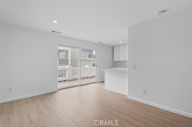 229 16th Place, Manhattan Beach CA: https://media.crmls.org/medias/4f9654ec-e273-48e1-b5ed-8917f9f7b17a.jpg