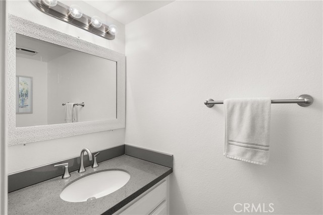 Detail Gallery Image 21 of 28 For 22622 Revere Rd, Lake Forest,  CA 92630 - 4 Beds | 2/1 Baths