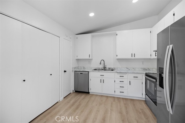 22 Terrace Circle, Laguna Niguel CA: https://media.crmls.org/medias/4f96d1d4-fb54-43c1-83e3-0698b9114045.jpg