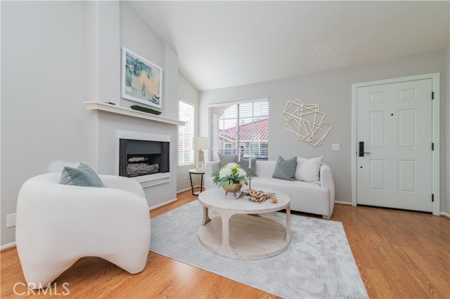 Detail Gallery Image 4 of 19 For 59 via Honrado, Rancho Santa Margarita,  CA 92688 - 2 Beds | 2 Baths