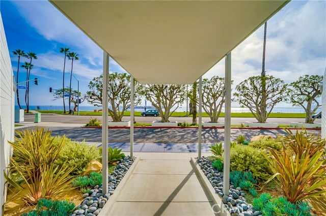 2999 E Ocean Boulevard, Long Beach CA: https://media.crmls.org/medias/4f989c4d-7aaf-4063-935f-a5d0a119eb65.jpg