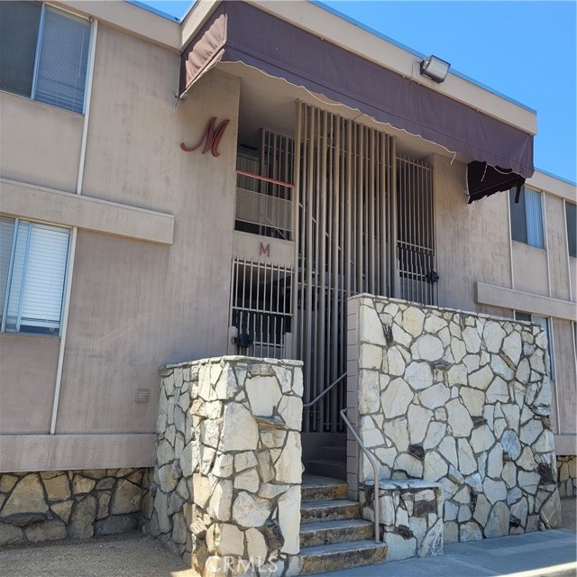 6979 Palm Court, Riverside CA: https://media.crmls.org/medias/4f99800e-c9b1-4933-8c87-38918b093c85.jpg
