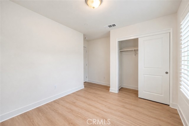 23201 West Canterbury photo 16